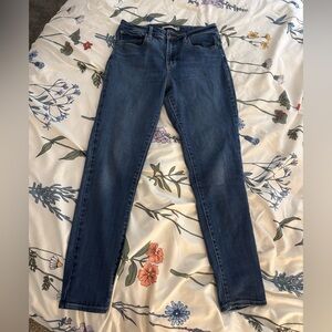 Classic Levi’s Blue Women's Jeans